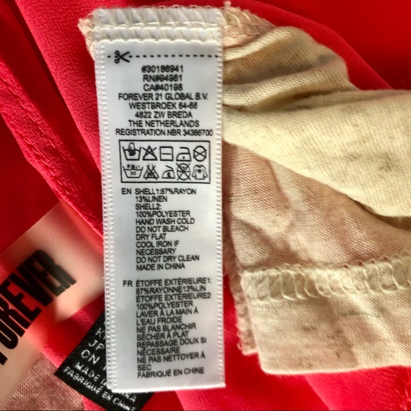 Hello Kitty Forever tee with open back NWT - Picture 6 of 6